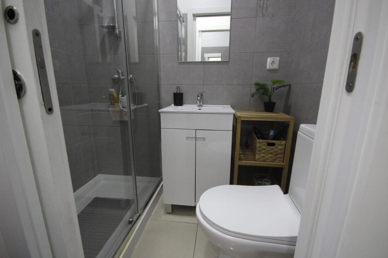 Nautic M1 R2 - Classy & Cozy Double Room With Shared Bathroom In Marques Pombal Lisboa Εξωτερικό φωτογραφία